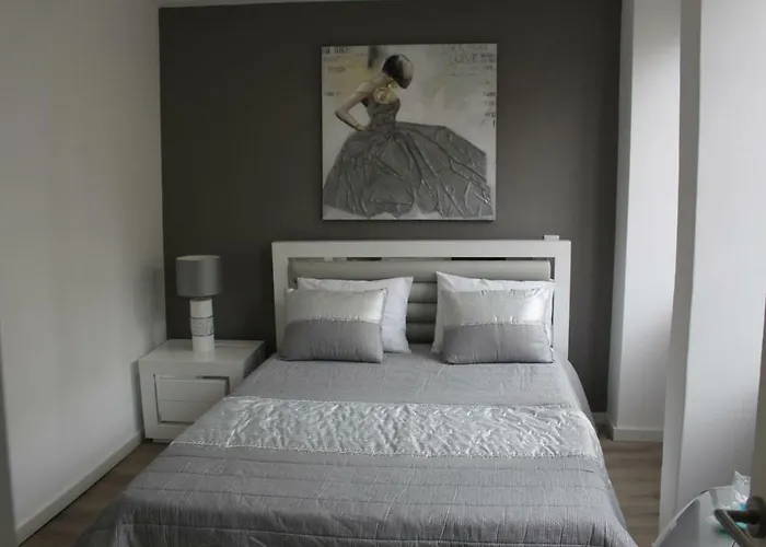 Apartamento R3 - Lovers - Fado *