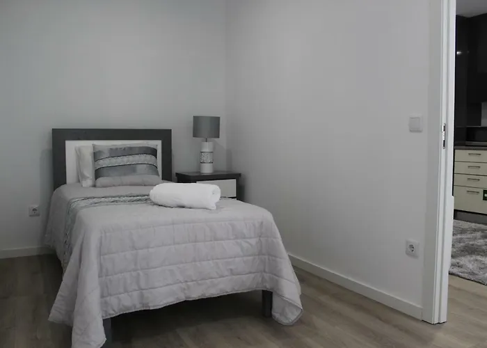 Apartment R3 - Lovers - Fado *